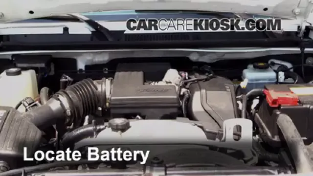 2009 Hummer H3 3.7L 5 Cyl. Battery Replace